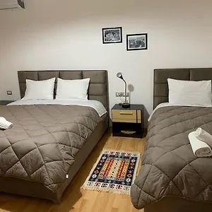 Hotel Relax, Gjirokastër